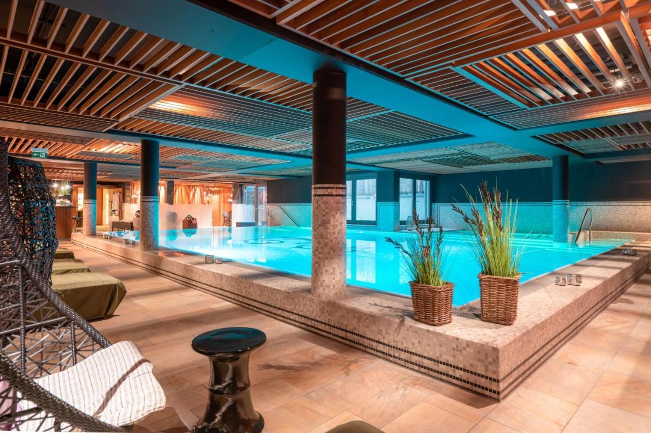 Hotel-Restaurant Erbprinz Ettlingen Exteriér fotografie The spa at the Hotel de la Tour
